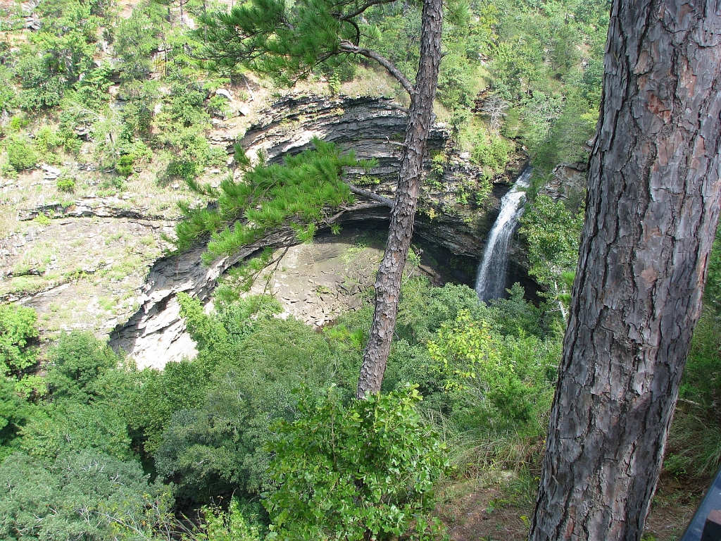 http://www.hdforums.com/Petit Jean/Cedar%20Falls%20Overlook.jpg